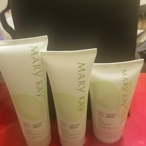 *NWOB* Mary Kay Botanical's Set